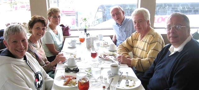 Couples from front, Barbara & Jack Kaperka, Anita & Bob Cronin, Shiela & Jeff Platt